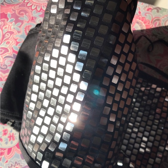 NWT Crop Top 🪞 - Picture 8 of 10